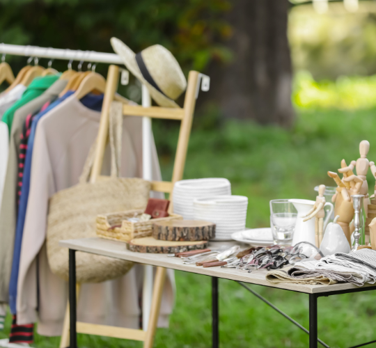 Vente de garage communautaire